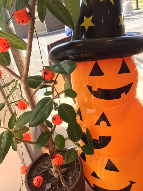 HAPPY HALLOWEEN